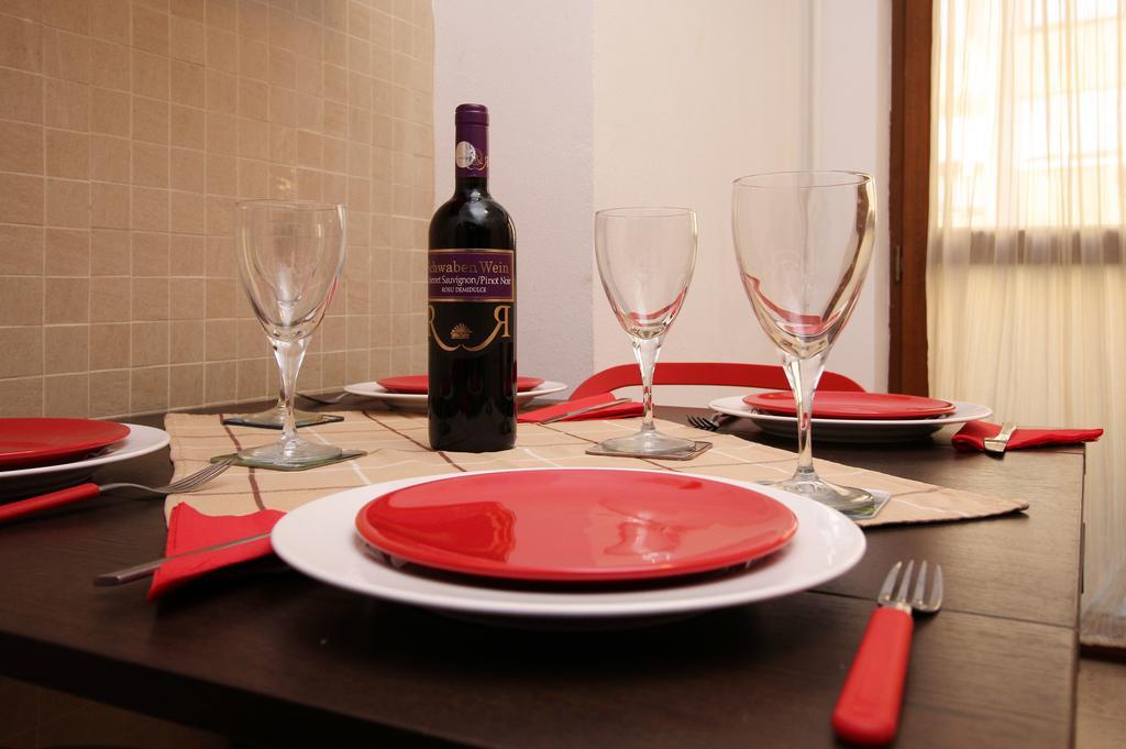 Bliss Residence - Boutique Boekarest Kamer foto