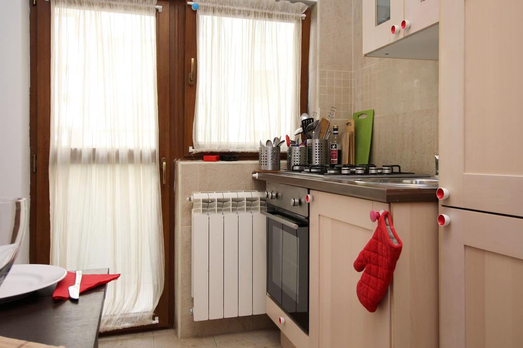 Bliss Residence - Boutique Boekarest Kamer foto