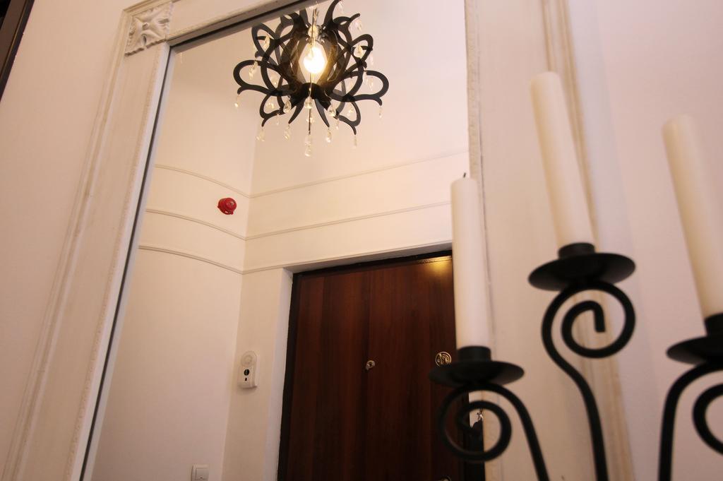 Bliss Residence - Boutique Boekarest Kamer foto