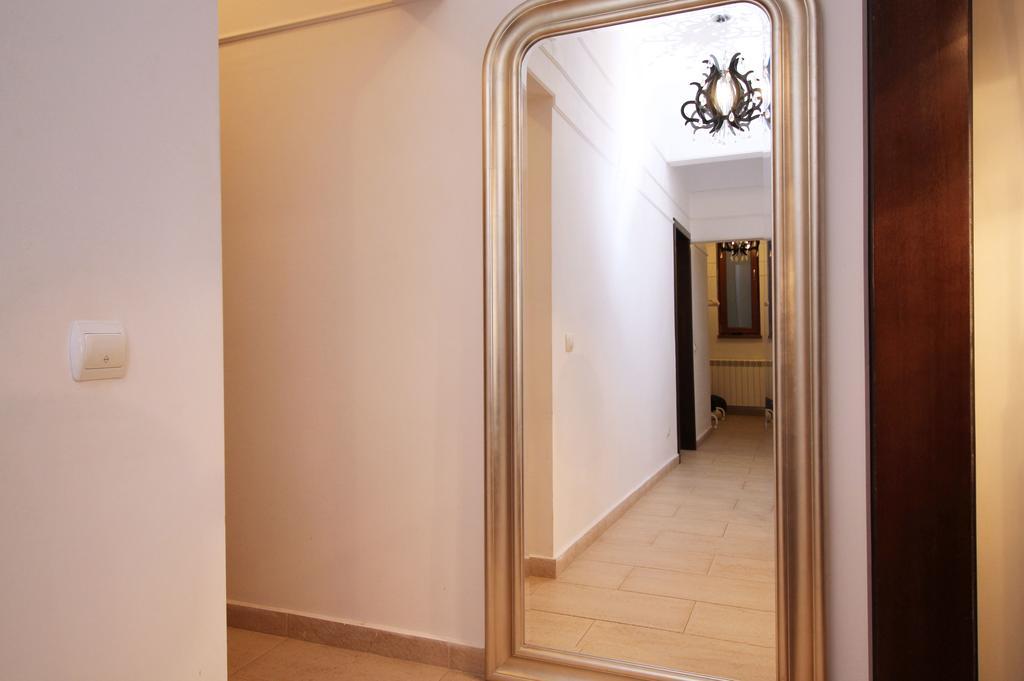 Bliss Residence - Boutique Boekarest Kamer foto