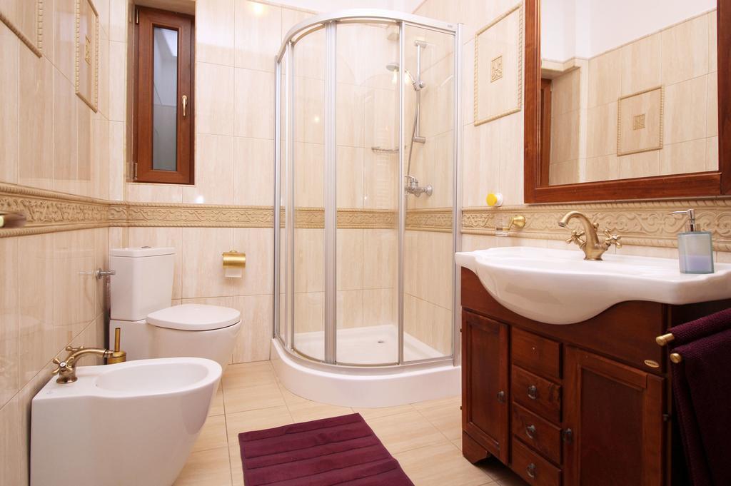Bliss Residence - Boutique Boekarest Kamer foto