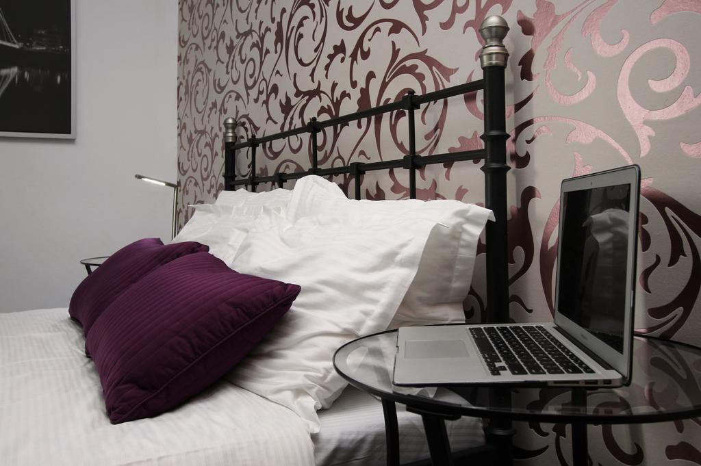 Bliss Residence - Boutique Boekarest Kamer foto